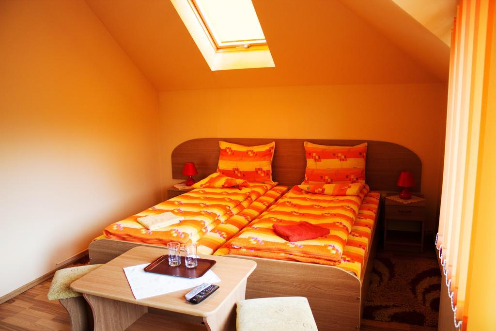 Lunca de Sus Picnic Panzio Bed & Breakfast エクステリア 写真